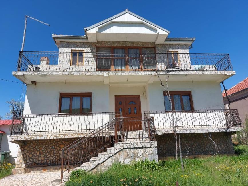 Prespa'S Balcony Guesthouse Dolna Gorica Bagian luar foto