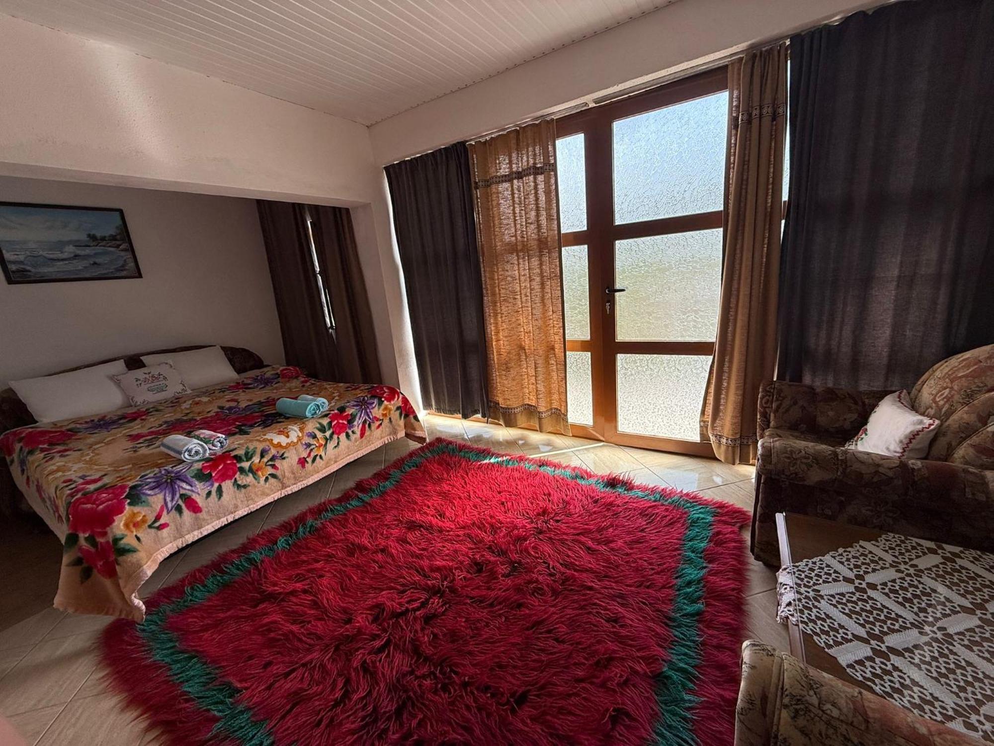 Prespa'S Balcony Guesthouse Dolna Gorica Bagian luar foto